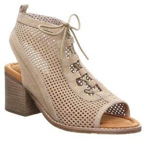 BEARPAW Vienna Suede Lace up Sandals